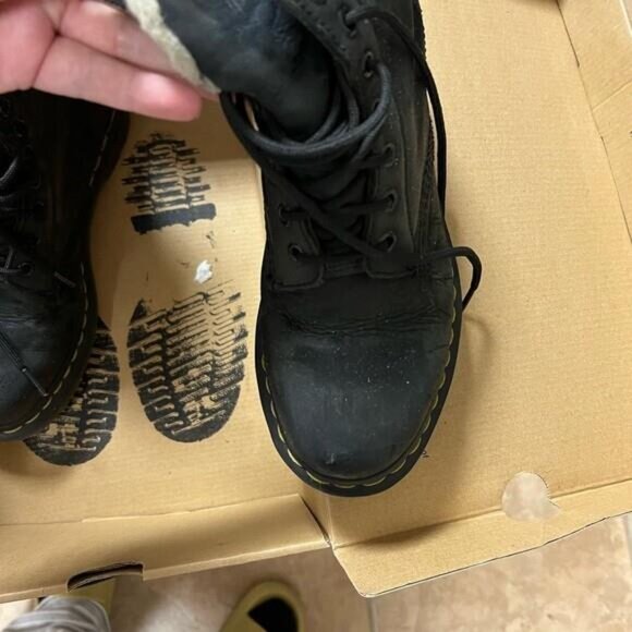 Dr Martin sheerling and leather women boots size 7 - Picture 6 of 9